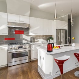 OMEGA ELECTRIC KETTLE CZAJNIK ELEKTRYCZNY 1500W STAINLESS STEEL BRUSHED FINISH INOX RED [45463]