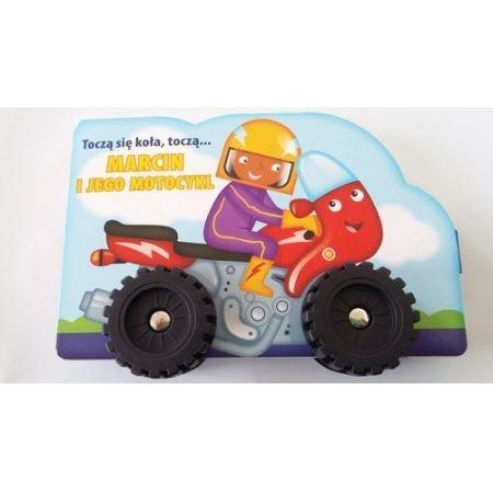 Toczą się koła, toczą... Marcin i jego motocykl