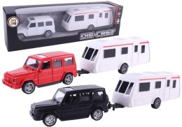 Samochód z przyczepą kempingową metal mix