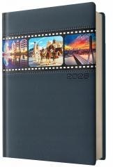 Kalendarz 2026 A5 dzienny granatowy miasta Polski