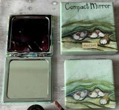 Lusterko w pudełku Noski kotów