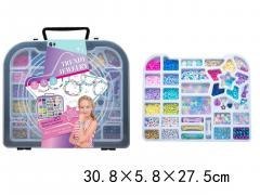 Zestaw koralików do robienia bransoletek w walizce