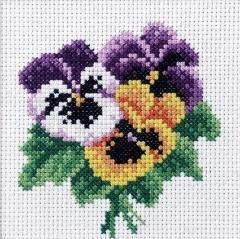 Haft krzyżykowy - Bratki