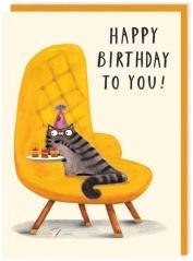 Karnet 309 Urodziny Kot z przekąskami na fotelu